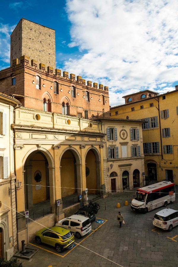 Lara Nice Apartment 100M From Piazza Del Campo Siena Exterior photo